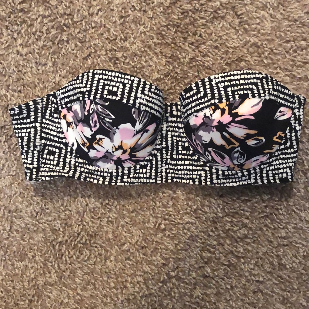 Black Floral Swimsuit Top